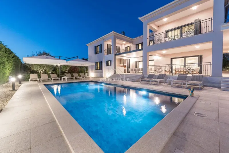 Beautiful Mediterranean villa with pool and large garden! – 2