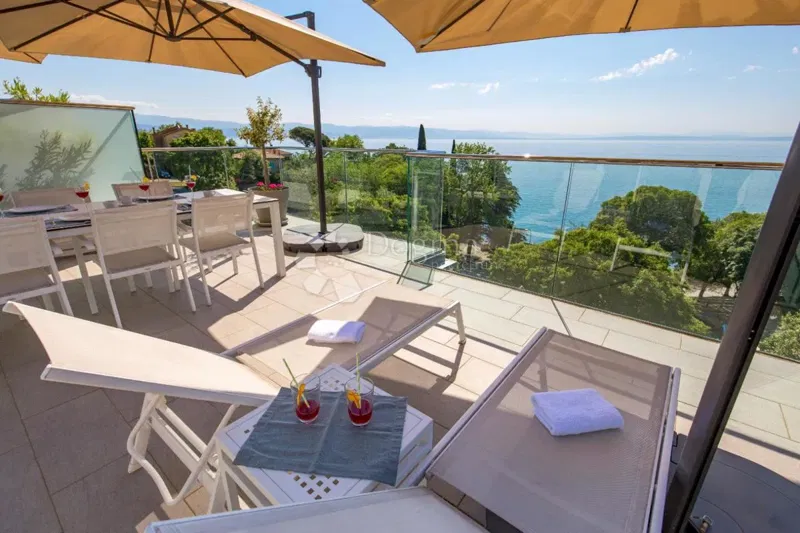 EXCELLENT INVESTMENT OPPORTUNITY 50 M FROM THE SEA – 2