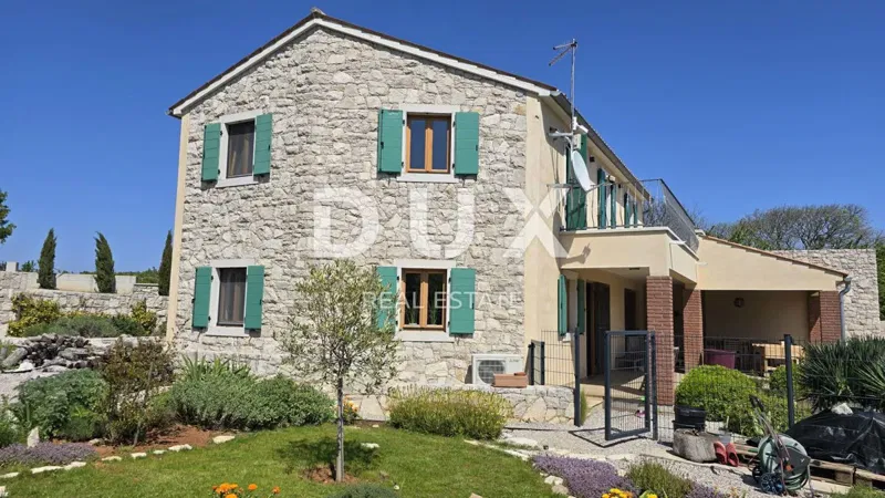 ISZTRIA, LABIN - Mediterrán kőház medencével és fantasztikus kilátással a tengerre – 3