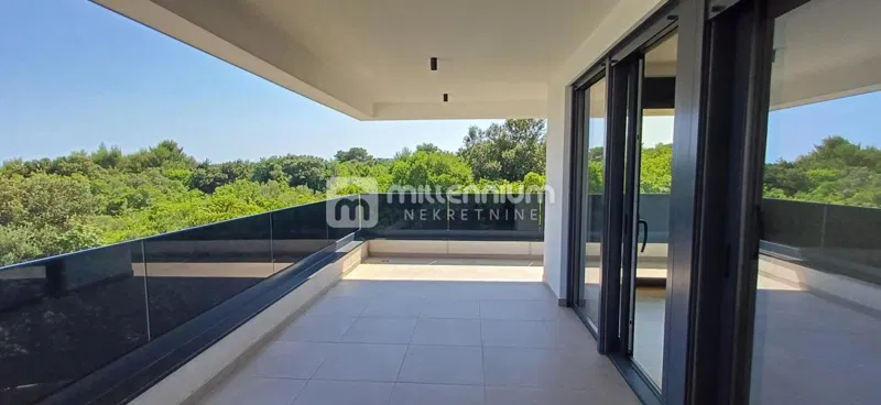 Otok Krk, 3-sobni stan s bazenom i 2 parkirna mjesta – 2