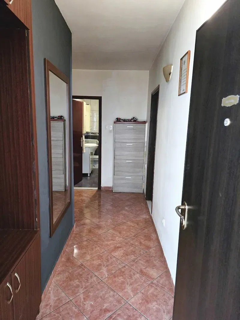 Apartment Split – 3