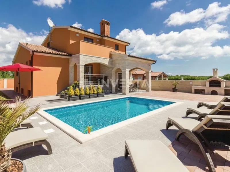 Pula, Modern villa with a swimming pool, 5 km from the sea – 3