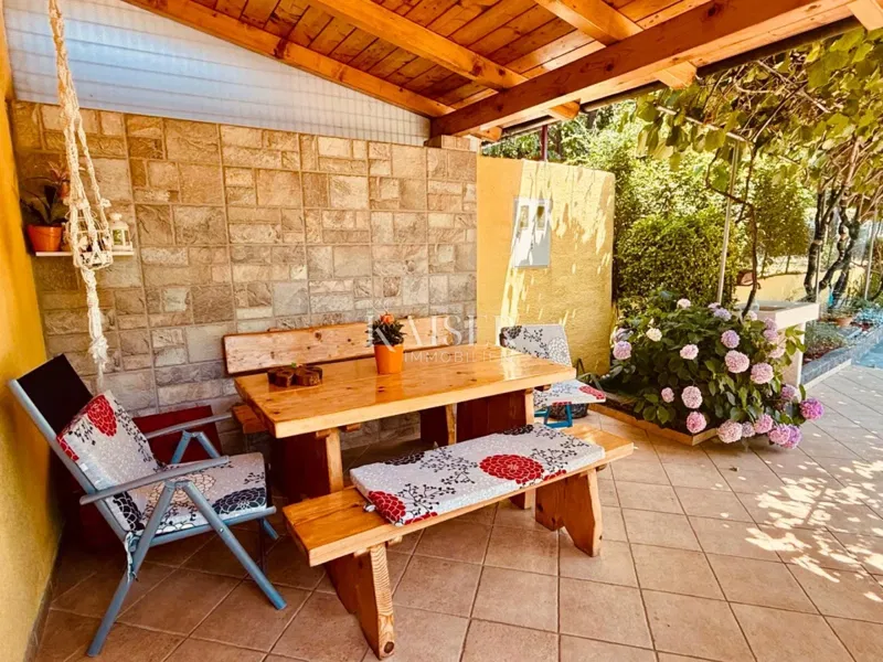 Rijeka, Draga – Tradizionale casa bifamiliare in pietra con giardino e garage – 3