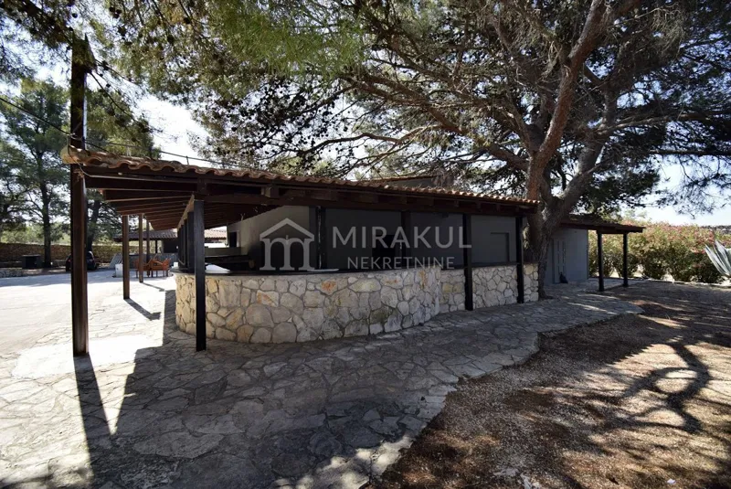 Immobilien Pirovac, Gastronomiebetrieb, erste Reihe zum Meer – 3