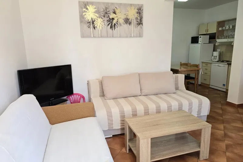 Appartamento con due camere da letto vista mare – 2