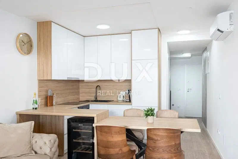 PAG SZIGETE, POVLJANA - 83m2-es kétszintes apartman, 1. sor a tengertől – 2