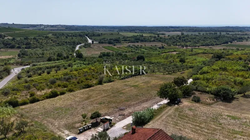 Istria, Buje - building plot, 1,036m2, top location – 2