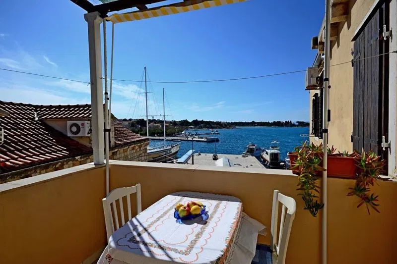 Three Apartment Units in the First Row to the Sea – 2