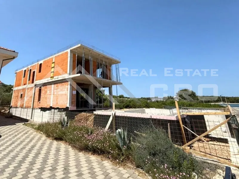Immobili Šibenik - Villa in posizione esclusiva, in prima fila sul mare sull'isola di Murter, in vendita – 3