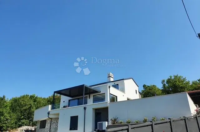 Casa Kostrena, 300m2 – 3