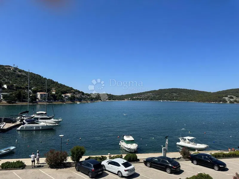 Dom Tisno, 621,29m2 – 2