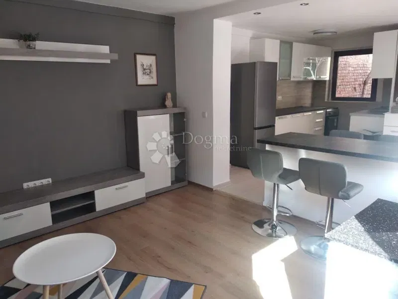 Flat Donji grad, Donji Grad, 95m2 – 2