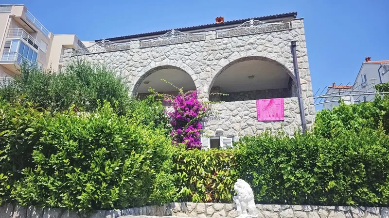 Crikvenica, 4 lakóegységgel rendelkező különálló villa, a tenger közelében! – 2