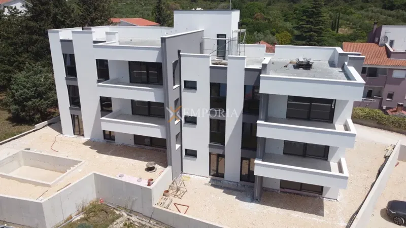 Apartment with Roof Terrace and Sea View – Zadar, Diklo, 127.34 m² – 3