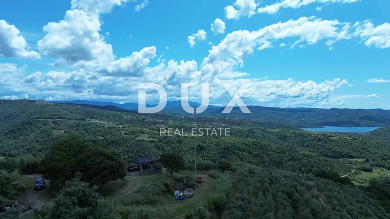 ISTRIA, MOTOVUN - A fabulous investment opportunity in the heart of Istria, land with a stone building – 2