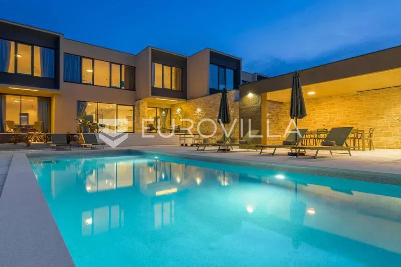 Rovinj, Rovinjsko Selo - luxury villa in an isolated location – 3