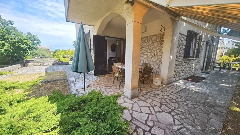 Malinska, detached house with a spacious garden near the sea! – 3