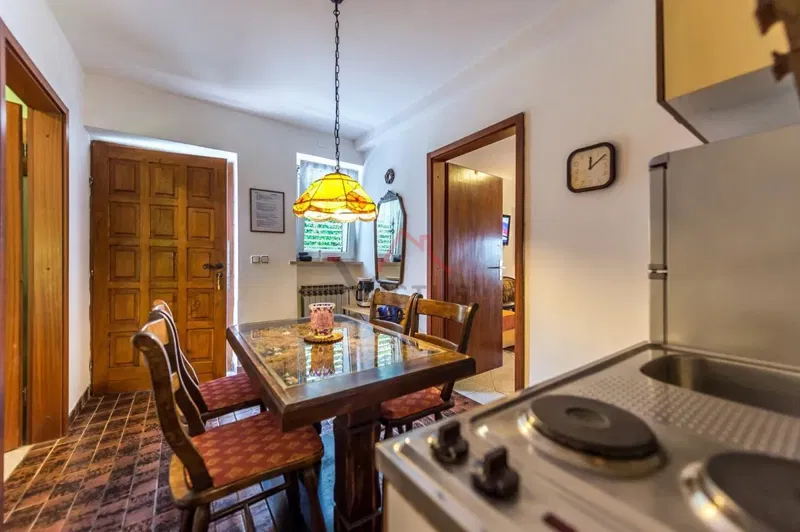 SELCE - casa con appartamenti – 2