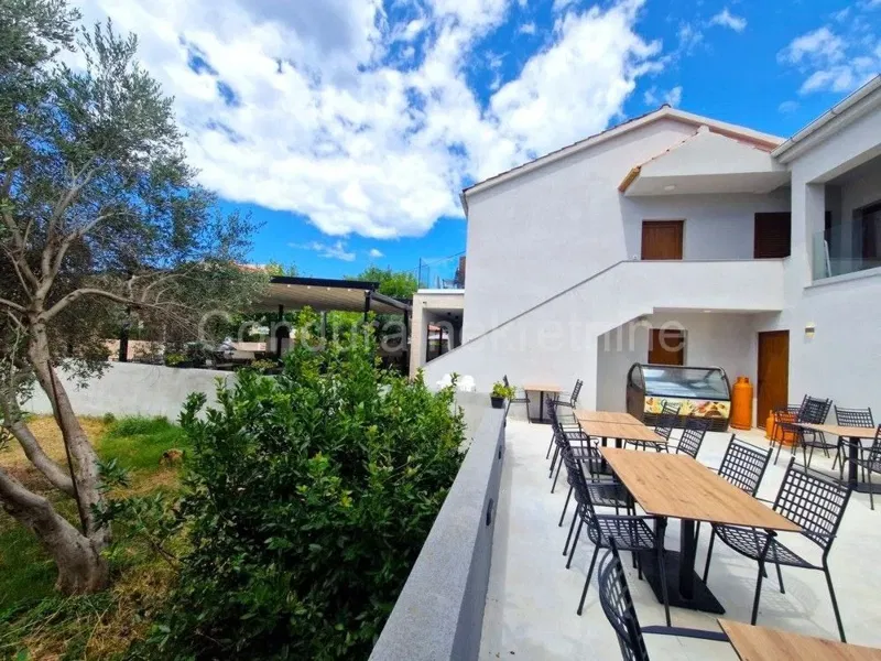 Vir, newly renovated restaurant - TOP LOCATION - CENTER!!! – 2