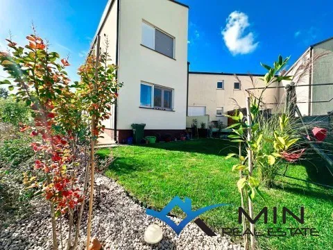 Modern apartment with garden in Tar – 2