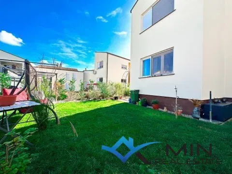 Modern apartment with garden in Tar – 3
