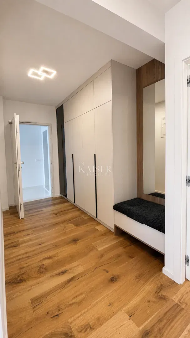 ZadarSukošan: Three-bedroom apartment 50 m from the sea with a view and a terrace – 3