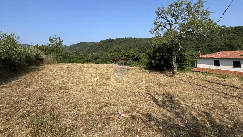 Terreno edificabile Senj, Buzet, 2.347m2 – 3