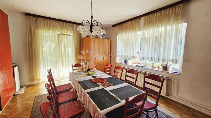 Dom Kraljevec, Gornji Grad - Medveščak, 160m2 – 3