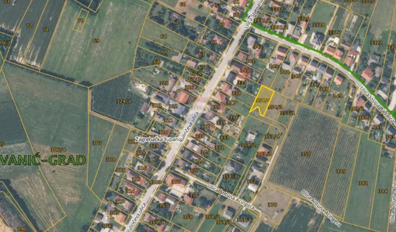 Ivanić-Grad, građevinsko zemljište, 680m2