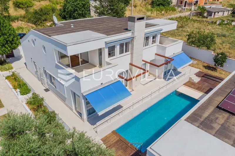 Istria, Poreč, unique designer villa with additional apartment, wellness and heated pool – 2
