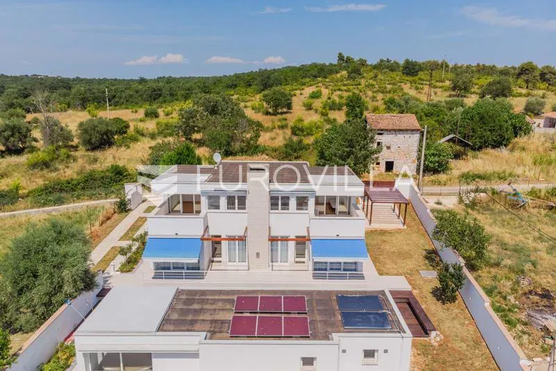 Istria, Poreč, unique designer villa with additional apartment, wellness and heated pool – 3