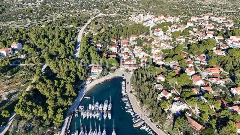 Brac, Milna - building plot close to the sea, 470 m2, FOR SALE – 3