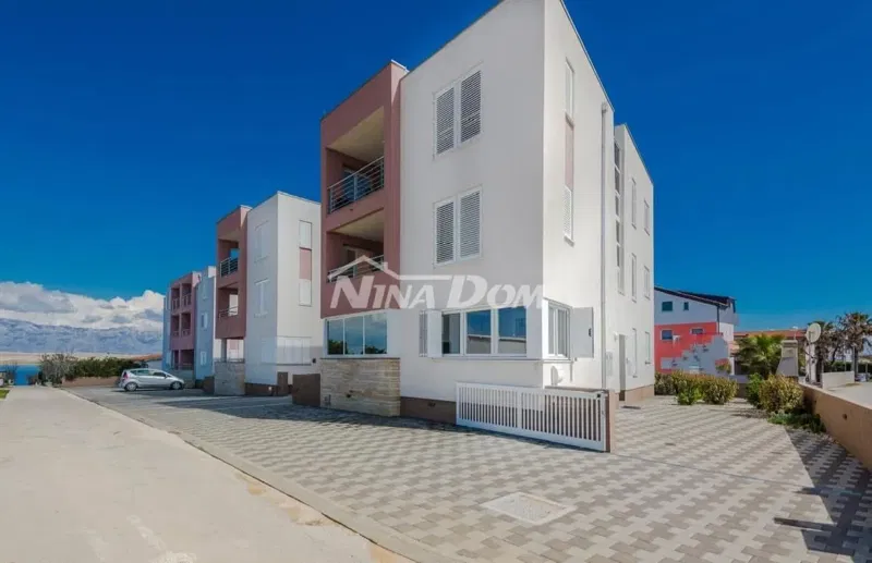 Apartment house with three residential units, fully equipped. – 2