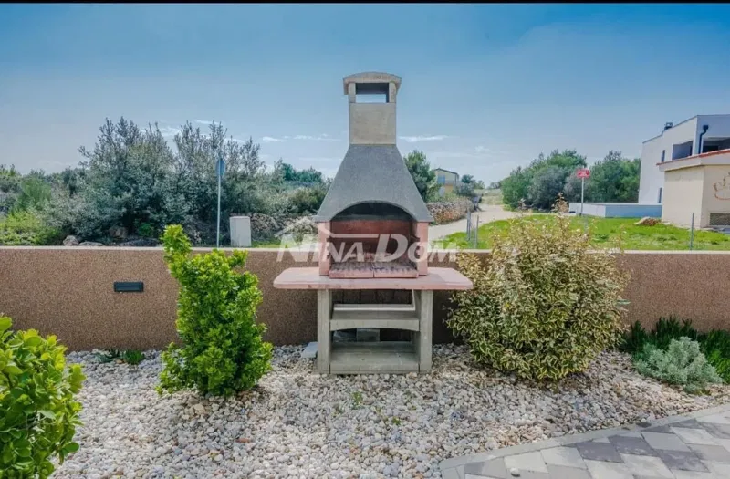 Apartment house with three residential units, fully equipped. – 3