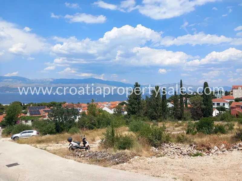 Telek Brač – 2