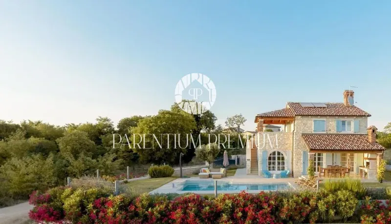 Autentica casa in stile mediterraneo con piscina – 3
