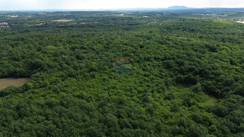 ISTRIA, LIM CANAL – Agricultural Land 1100 m² – 3