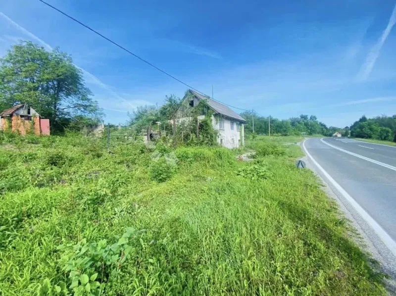 Pozemok Rakovica
