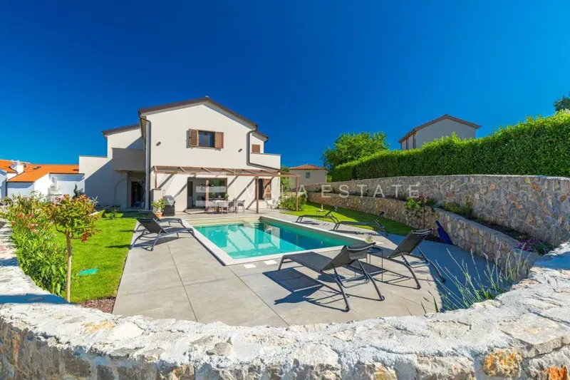 CASA MODERNA INDIPENDENTE CON PISCINA IN POSIZIONE TRANQUILLA – 3