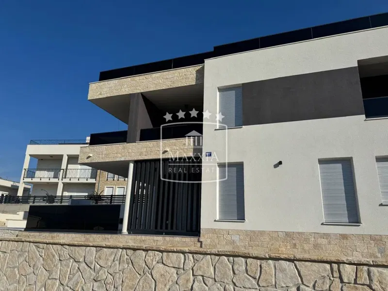 Casa Rtina, Ražanac, 191,70m2 – 3