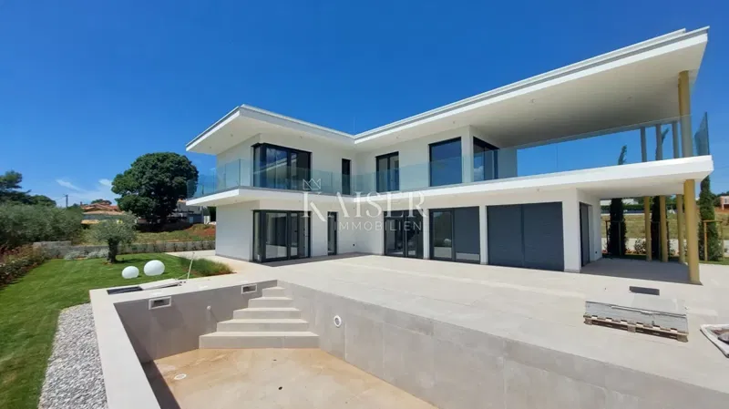 Istria, Parenzo, dintorni - villa moderna e funzionale con piscina, 330m2 – 2
