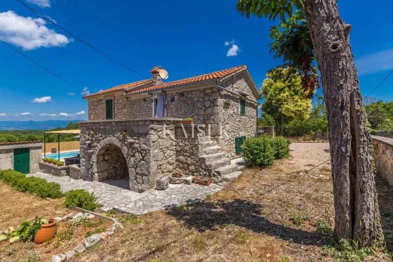 Malinska, Rasopano, authentic renovated stone house with swimming pool and garden – 3