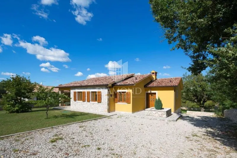 House in a great location, near Labin – 3