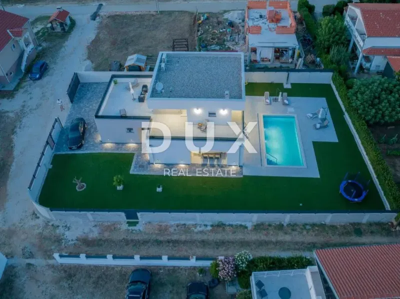 ZADAR, VRSI - Fully furnished villa with swimming pool and garage! – 2