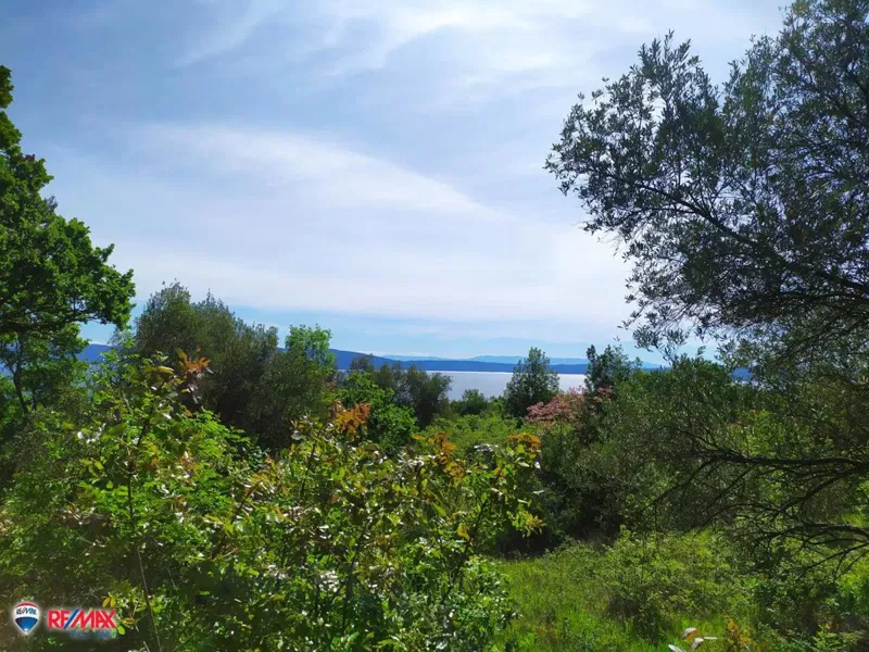 Cantiere Ravni, Raša, 3.120m2 – 2