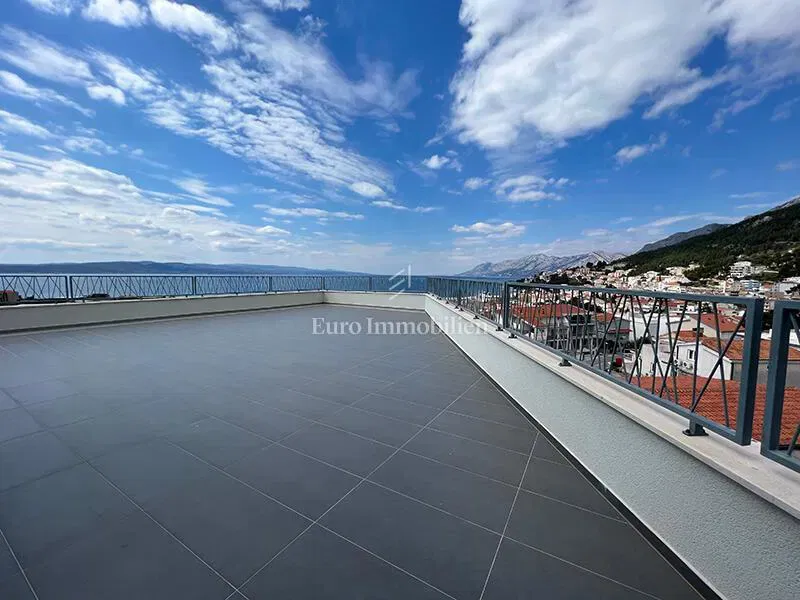 Stan s panoramskim pogledom na more i otoke