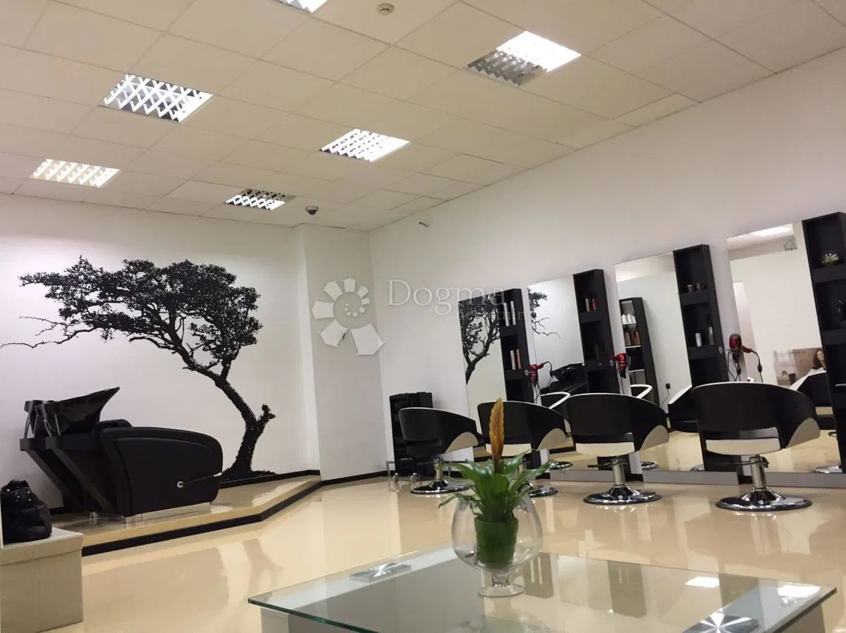 Lokal użytkowy Gruž, Dubrovnik, 97,65m2