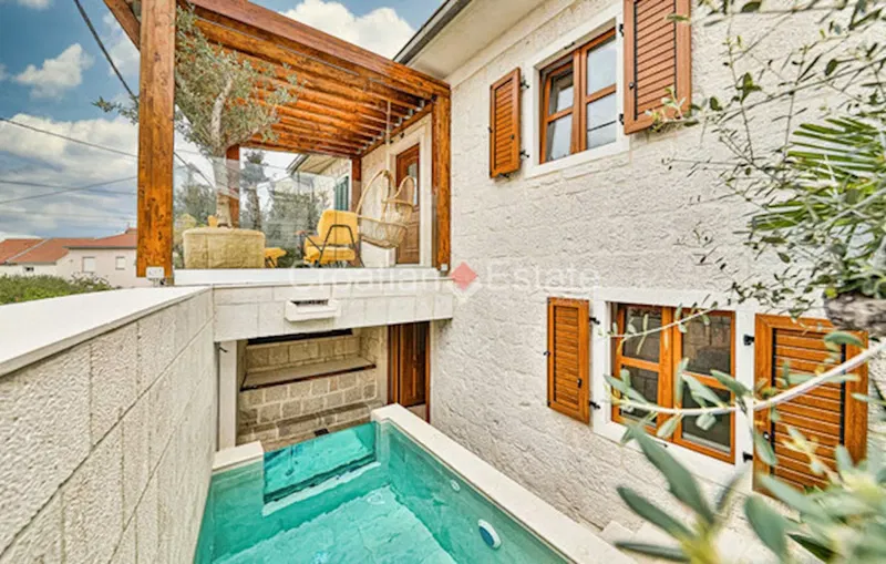 Stone smart house with pool, for sale – 2