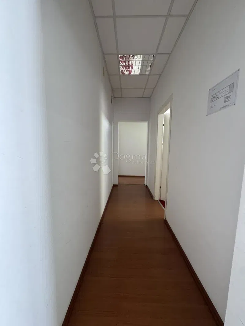 Komerčný priestor Škurinje – 2