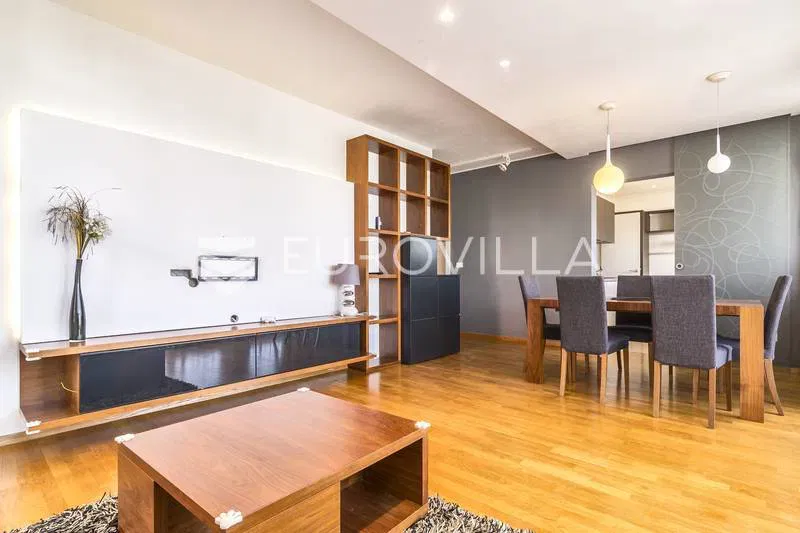 Slovenska street, two bedroom apartment with terrace and garage 106 m² – 3